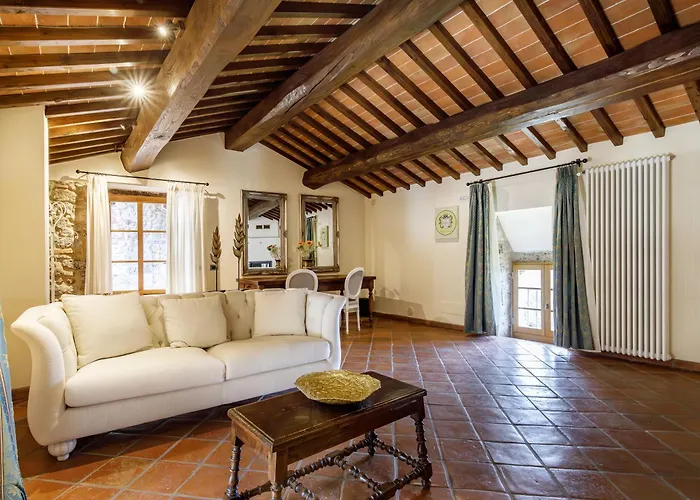 Relais La Costa Historical