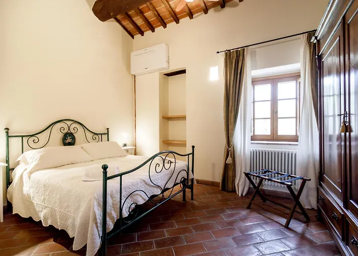 Relais La Costa Historical モンテリッジョーニ