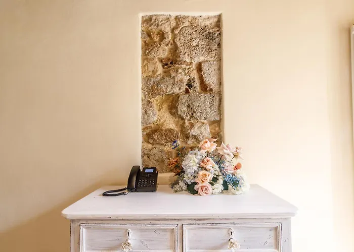 Relais La Costa Historical モンテリッジョーニ