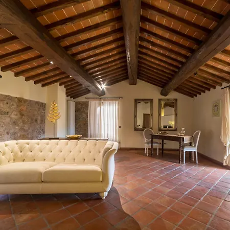 Relais La Costa Historical Resort 3*