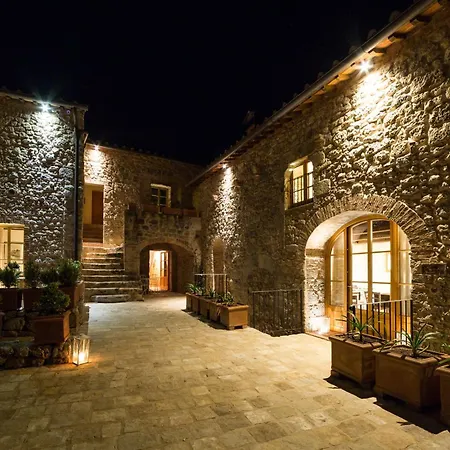 Relais La Costa Historical Resort