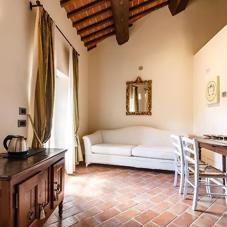Relais La Costa Historical Resort 4*