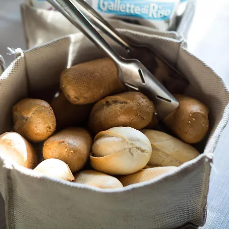 Relais La Costa Historical