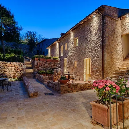 Relais La Costa Historical Monteriggioni